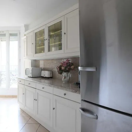 Elegant For 4 People Apartment Paris
