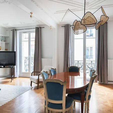 Elegant For 4 People Apartment *